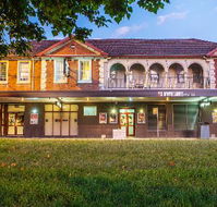 Swansea Hotel - Australian Directory