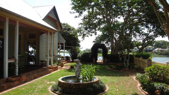Gladstone NSW Australian Directory