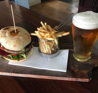 The White Hart Hotel - Australian Directory