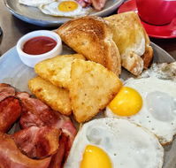 Caph's Restaurant  Cafe Bar - Australian Directory