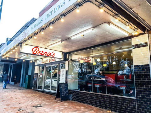 Bernie's Diner - Australian Directory 0