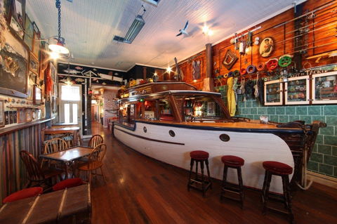 Rodney's Bait And Tackle - Australian Directory 0