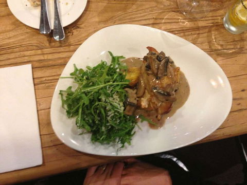 Derrimut Skyes Bistro - Sunshine Golf Club - Australian Directory 0