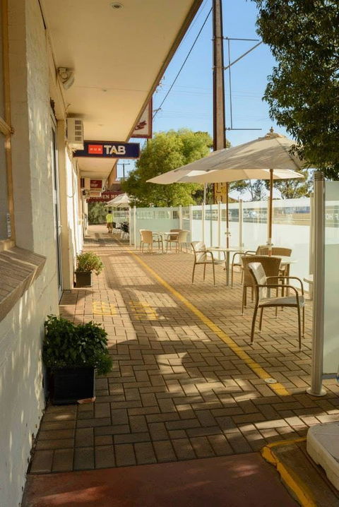 V Hotel - Australian Directory 0