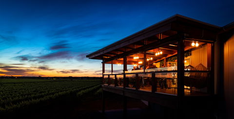 Atze's Corner Wines - Australian Directory 0