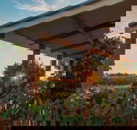 Caf in the Vines - Australian Directory