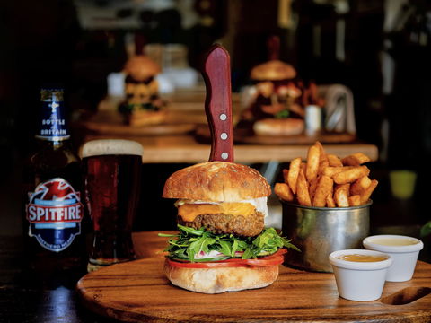 Spitfire Restaurant And Grill - Australian Directory 0