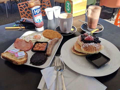 Chippy's Fish Cafe - Jindalee - Australian Directory 0