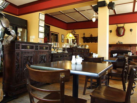 Beaufort House - Australian Directory 0