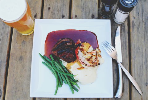 Caledonian Inn ROBE - Australian Directory 1