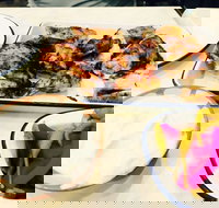 Don Louie's - Australian Directory