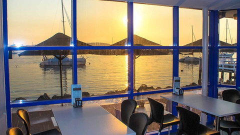 GJ's Bay Cafe And Grill - Australian Directory 2