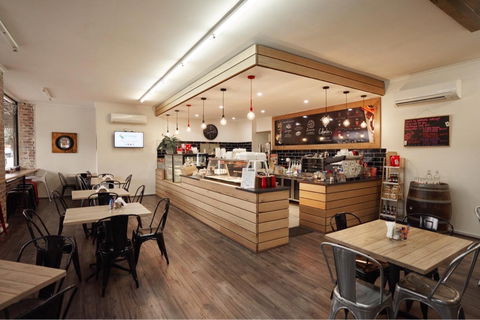 Colombo's Cafe & Pasta Bar - Australian Directory 0