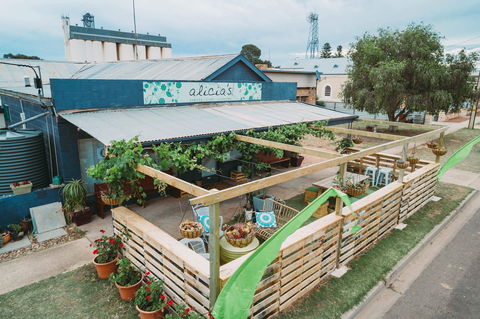Alicia's Cafe - Australian Directory 0