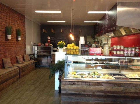 Synnot Street Fish & Chips - Australian Directory 0