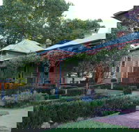 Elm Dining - Australian Directory