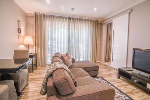 De Russie Boutique Hotel - Australian Directory 17