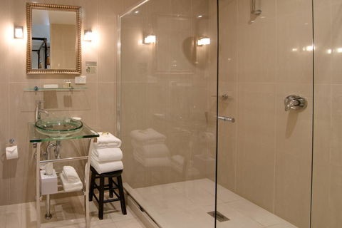 De Russie Boutique Hotel - Australian Directory 5