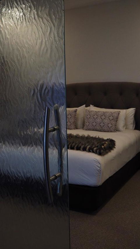 De Russie Boutique Hotel - Australian Directory 39