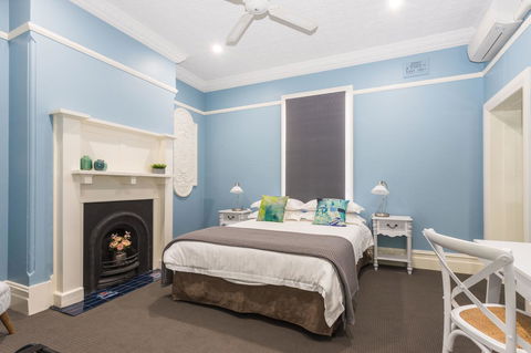 Blue Door Apartments - Australian Directory 17