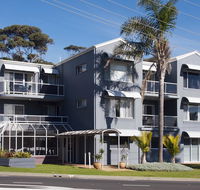 Mollymook Cove Apartments - Australian Directory