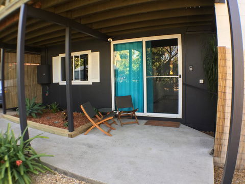 High Tide At Emerald - Australian Directory 3