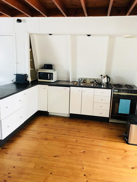 Little Blue Beach House - Australian Directory 11