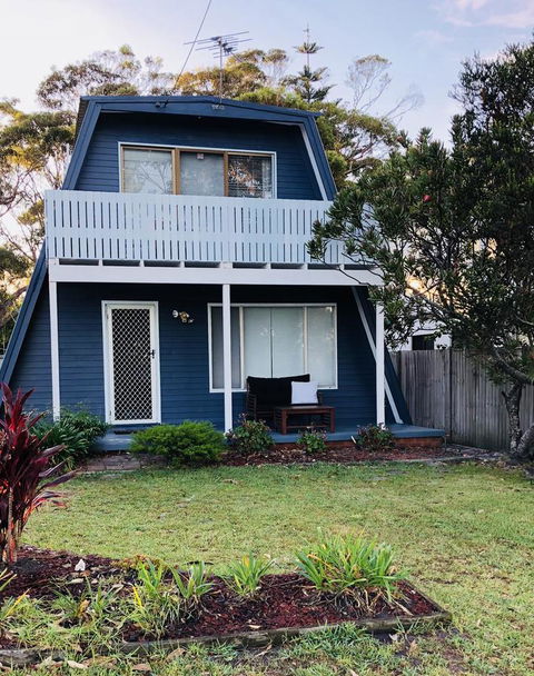 Little Blue Beach House - Australian Directory 1