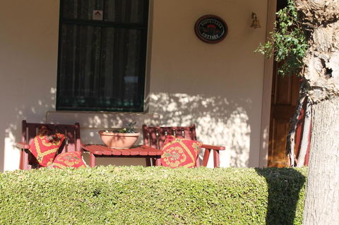 Boot Makers Cottage - Australian Directory 2