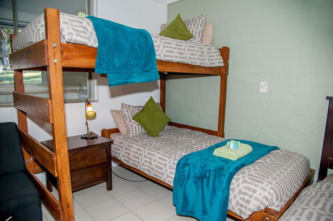 Sinclairs Country Retreat - Australian Directory 29