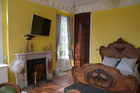 Garden Room - Australian Directory 1