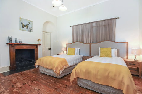 Wellington Courthouse - Australian Directory 29