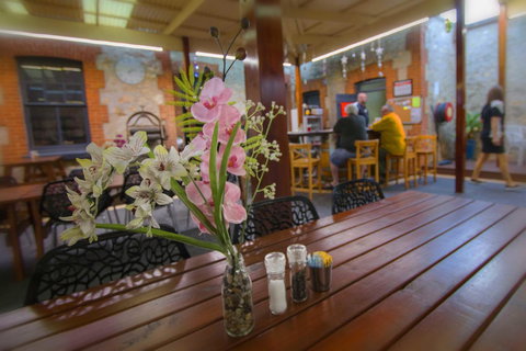 Wellington Courthouse - Australian Directory 11