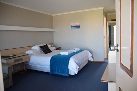 Stansbury Holiday Motel - Australian Directory 21