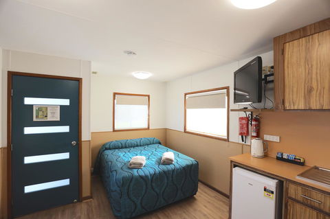Discovery Parks â€“ Robe - Australian Directory 38