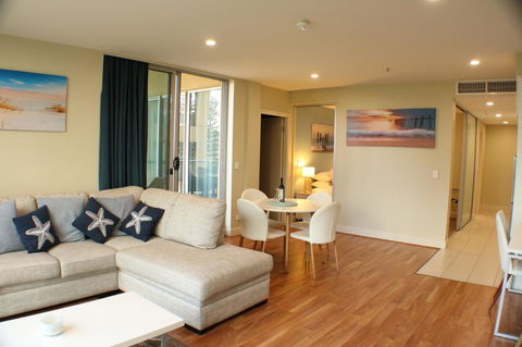Beachside Luxury 2 Bedroom Getaway - Australian Directory 4