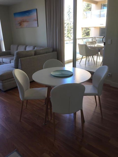Beachside Luxury 2 Bedroom Getaway - Australian Directory 18
