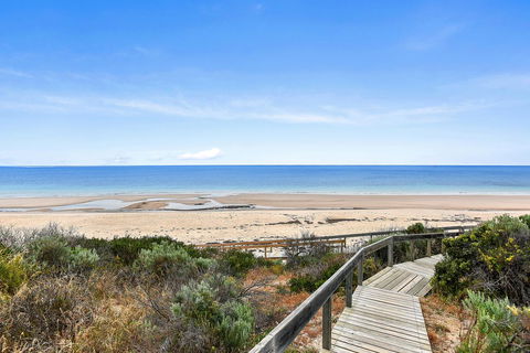 'The Hidden Diamond' - Normanville - Australian Directory 0
