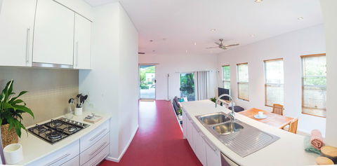 Studio 22 - Australian Directory 4