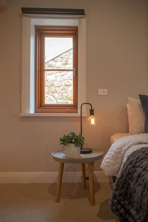 Lucy's Cottage - Australian Directory 6