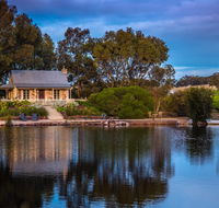 Stonewell Cottages and Vineyards - Australian Directory