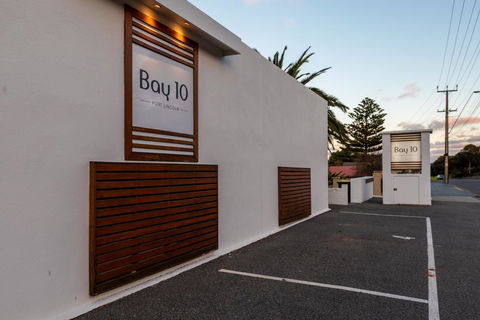 Bay 10 - Suites And Apartments - Australian Directory 19