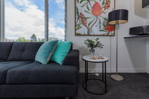 Bay 10 - Suites And Apartments - Australian Directory 5