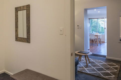 Bay 10 - Suites And Apartments - Australian Directory 23