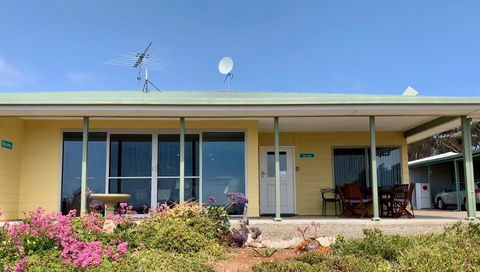 Emu Bay Holiday Homes - Australian Directory 25