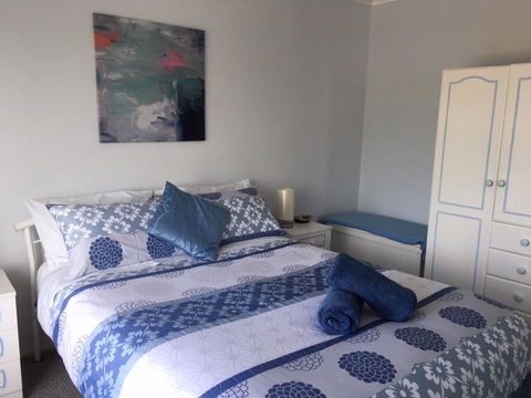 Emu Bay Holiday Homes - Australian Directory 38