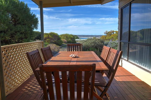 Emu Bay Holiday Homes - Australian Directory 6