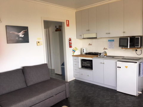 Emu Bay Holiday Homes - Australian Directory 36