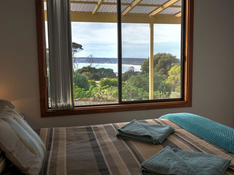 Emu Bay Holiday Homes - Australian Directory 32