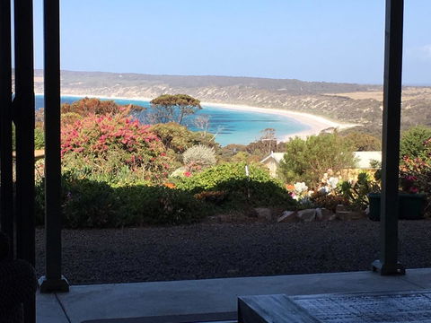 Emu Bay Holiday Homes - Australian Directory 31